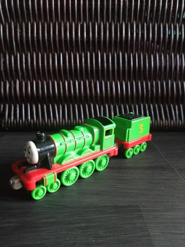 Thomas the tank engine - thomas,