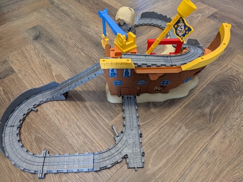 Thomas the tank engine pirate - the,