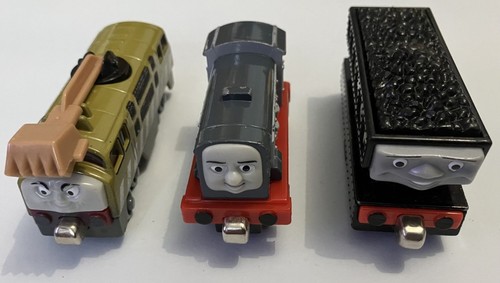 Thomas friends diesel - thomas,
