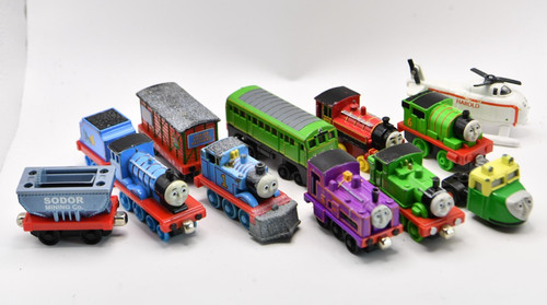 Joblot bundle thomas - /,