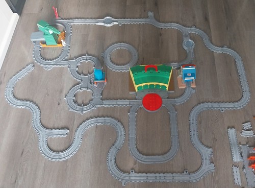 Thomas take play - take,