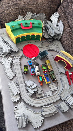 Mattel thomas friends - mattel,
