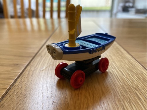 Thomas take play - n, skiff