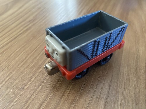 Thomas take play series die - take,